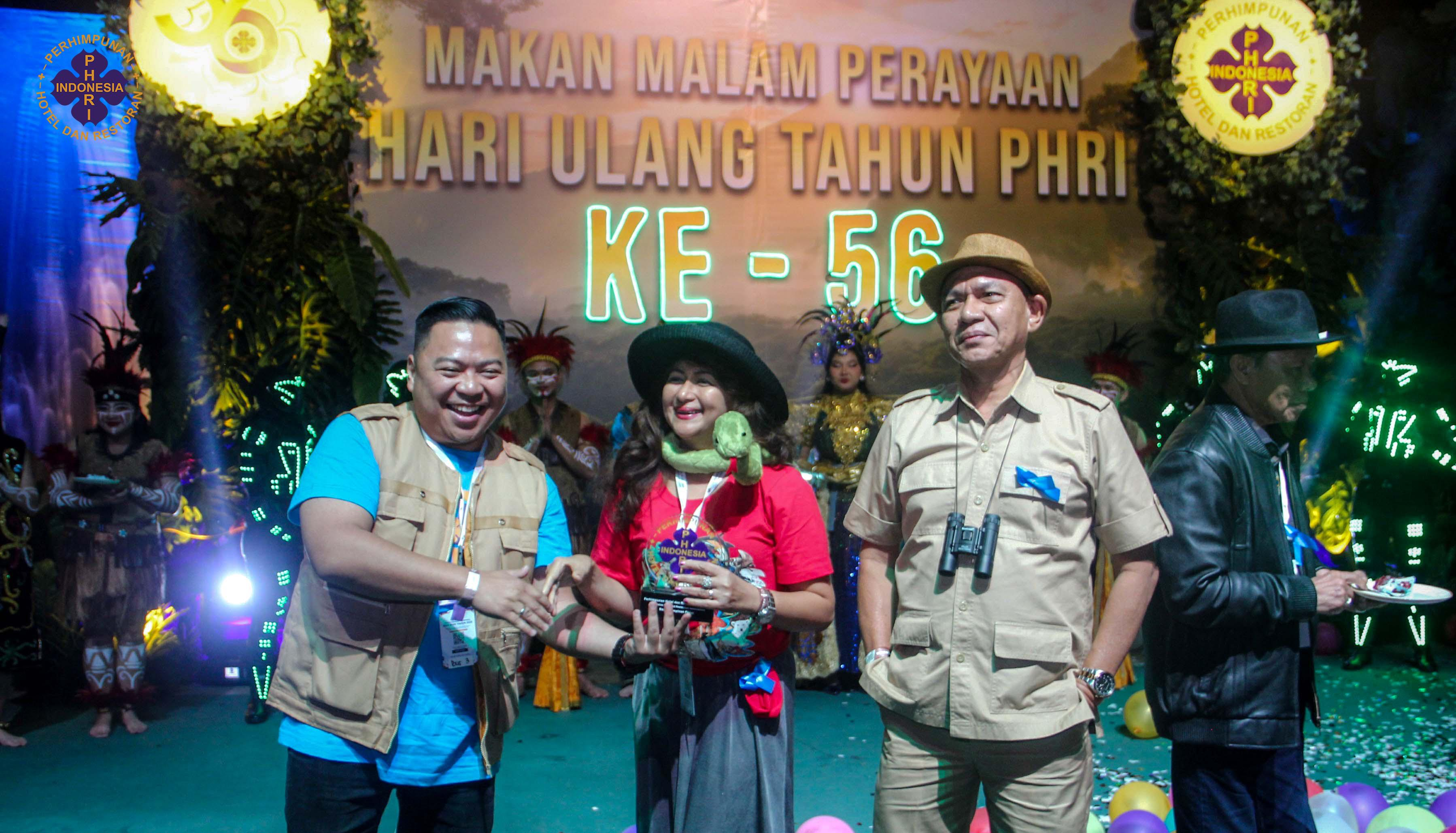 PHRI Berbagi